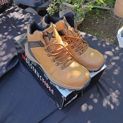 "Indestructible" Steel Toe Boots..Size 8..(Brand New)..