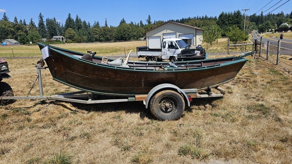 16' Mckenzie Drift Boat