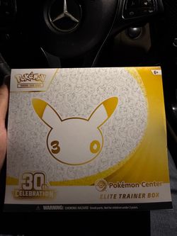 Pokemon center 30th celebrations ETB