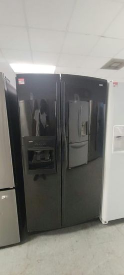 Kenmore Side-by-Side Fridge – Black, Ice & Water Dispenser