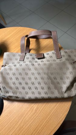 Dooney & Bourke handbag