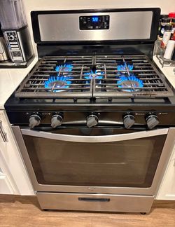Whirlpool Stainless Steel Gas Range