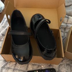 Girl’s Patent Leather Dress Shoes