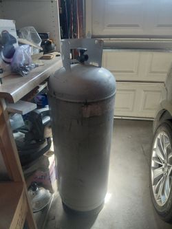 25 gallon propane tank