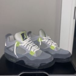 Jordan 4 