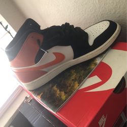 Air Jordan 1s Shattered Backboards (size 10)