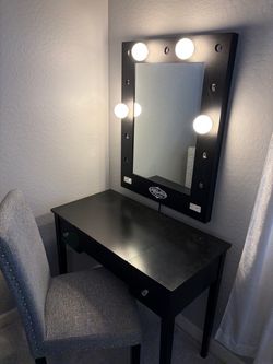 Vanity Girl Hollywood Mirror, Desk & Chair