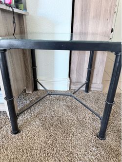 Set of 3 glass tables