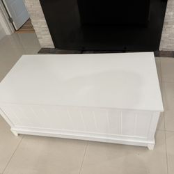Coffee Table – White, Farmhouse Style