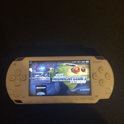 Psp With Hundreds Of Games 