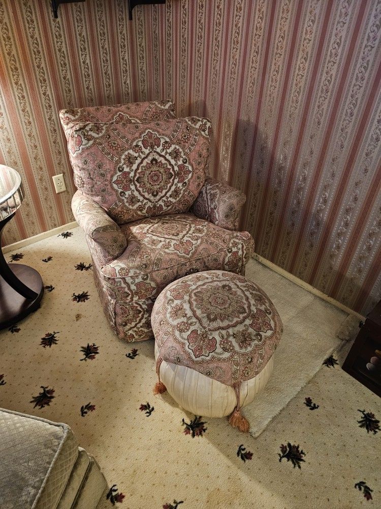 Vintage English Custom Country Club Chair With Ottoman!