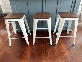 White and Wood stools/chairs