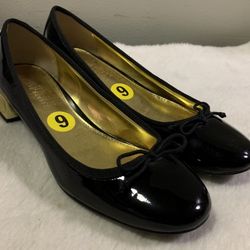 NEW Lauren Ralph Lauren Abrion womens size 9 black patent gold toned heel slip on flats shoes