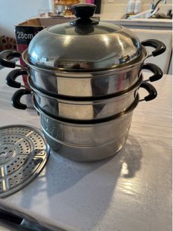 Steamer cooking pot and blender