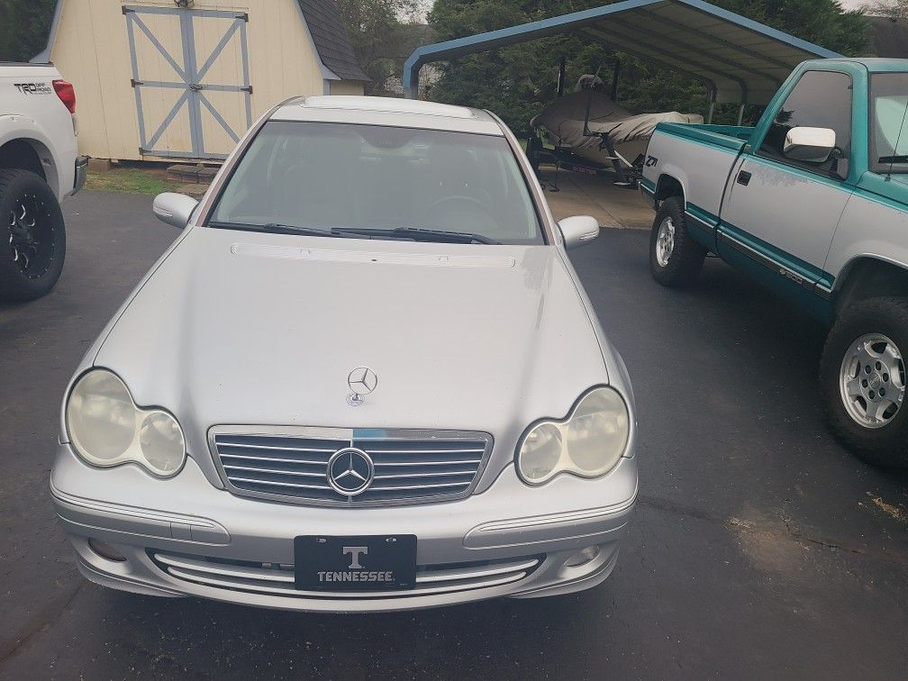 2005 Mercedes-Benz C-Class