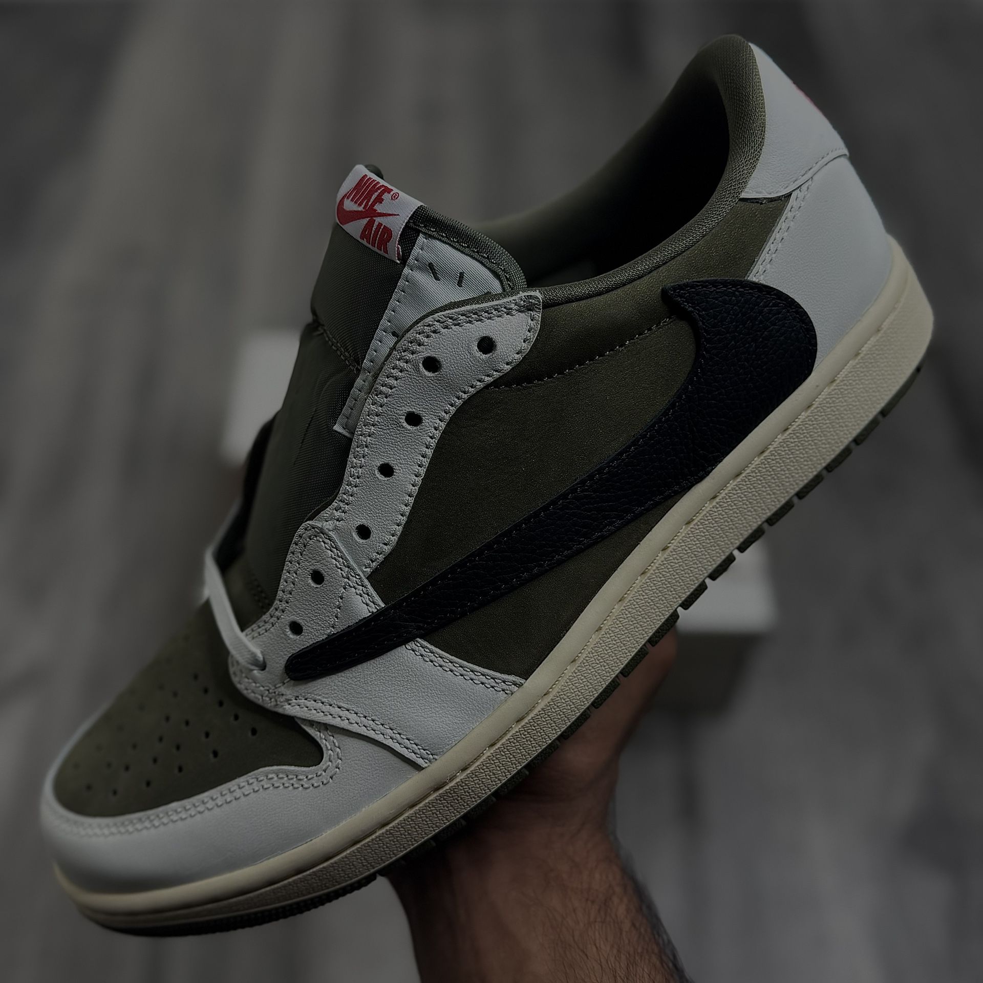 Jordan 1 Low OG SP ‘Travis Scott Medium Olive’
