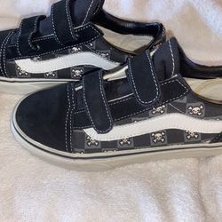Vans Kids Old Skool Sneaker Sz. 3