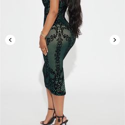 Fashion Nova Midi Dress Size S