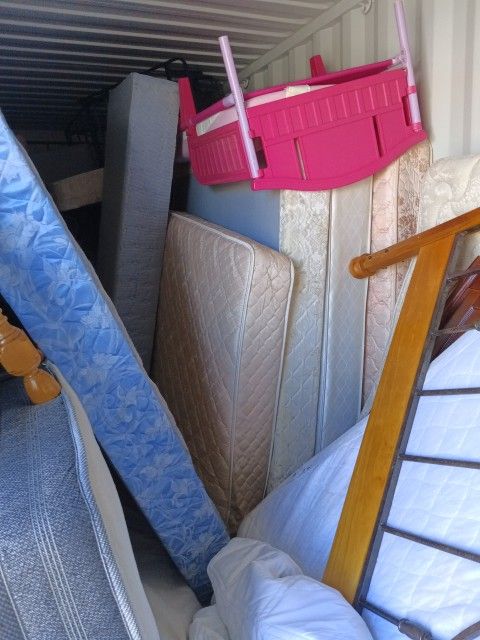 Beds & Headboards