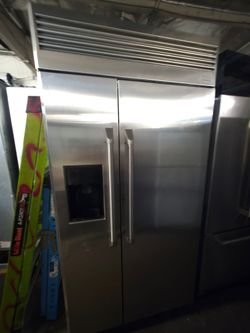 42" GE MONOGRAM BUILT IN STAINLESS STEEL REFRIGERATOR