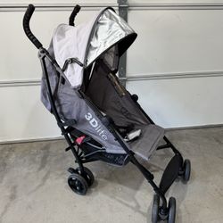 Summer 3D Lite Stroller. -35ave & Glendale