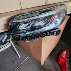 2015-2016 Honda Cr-v Left Driver Headlight Oem 