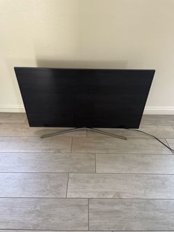 48"  Samsung Full HD Flat Smart TV J6300 Series 6 with Stand
