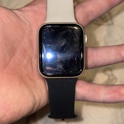 Apple Watch SE 2022 Cellular Unlocked