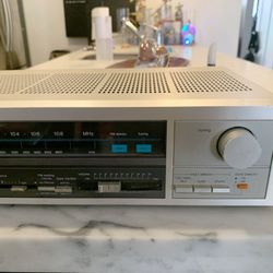 Vintage Receiver Technics
