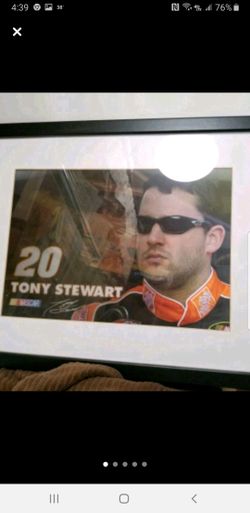 NASCAR COLLECTIBLE *TONY STEWART #20 IMAGES IN MOTION PICTURE 22 ×18 *CHANGES IMAGES *GREAT GIFT*