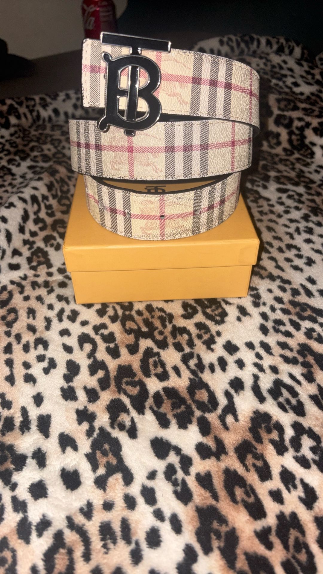 BURBERRY BELT 