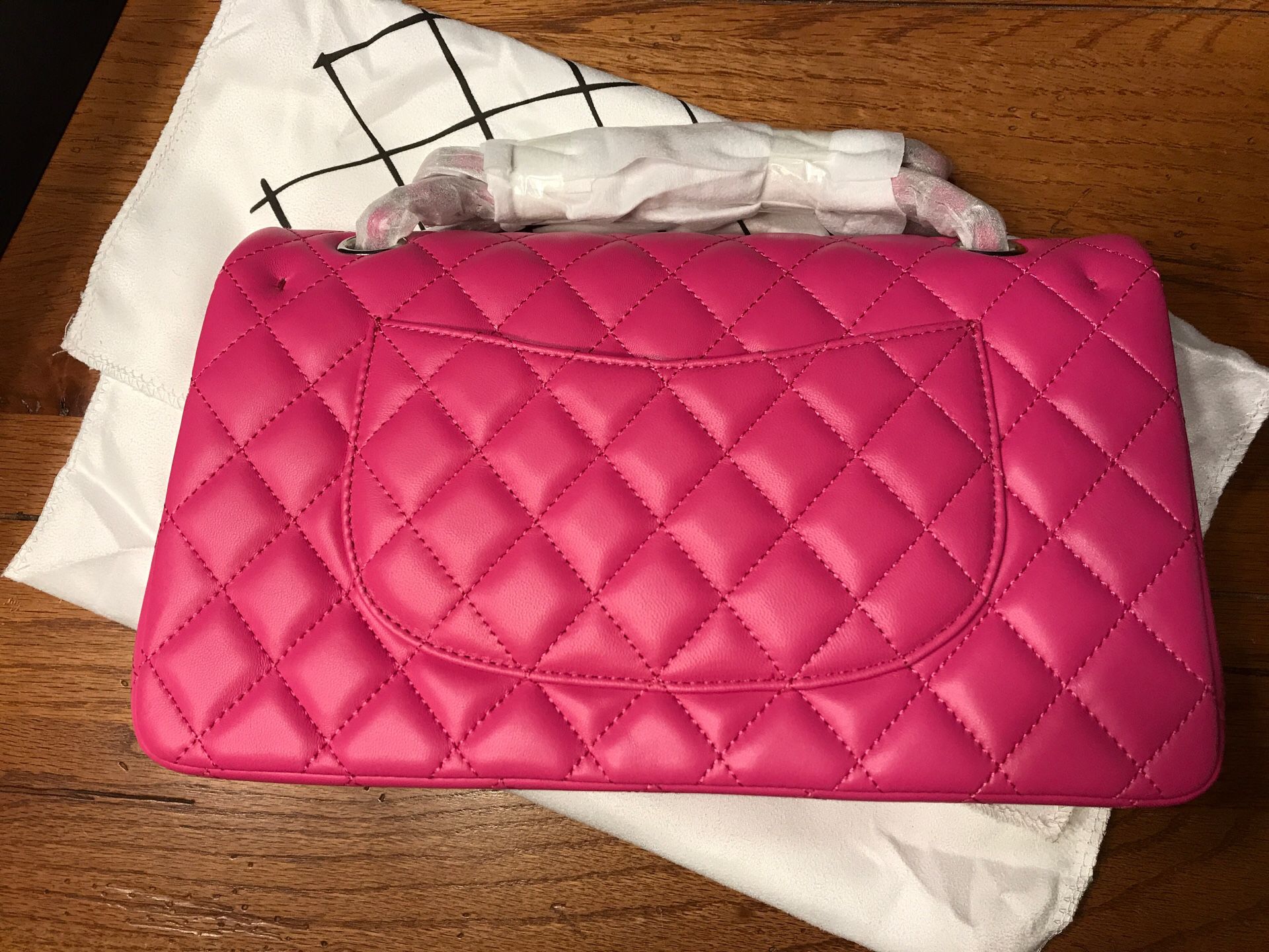 Chanel Classic Lambskin Double Flap Quilted Medium size Fuchsia