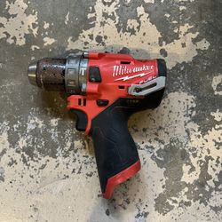 Milwaukee Fuel M12 Hammer Drill