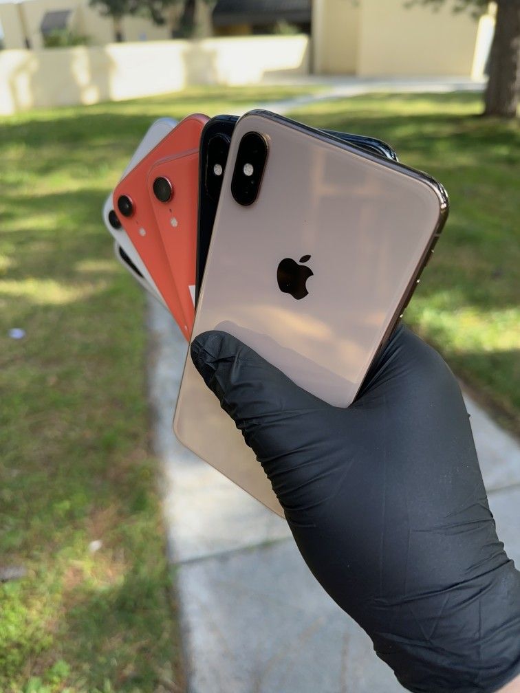 iPhone 8 / 8 Plus / X / XR / XS Max & Unlocked / International Available