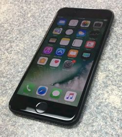 IPHONE 7 128 GB AT&T OR CRICKET