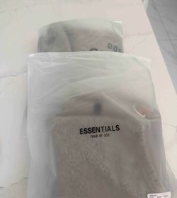 Oatmeal essentials hoodie size S