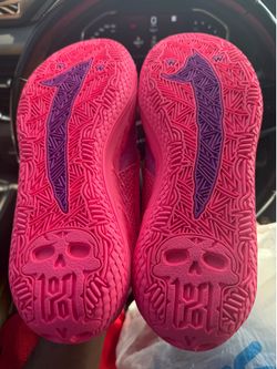 Don’t be regular! Women’s Sz 8.5