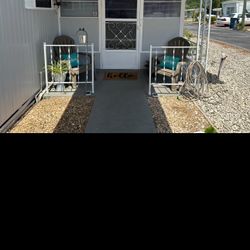 Mobile Home 