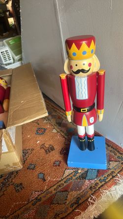 Medium size nutcrackers