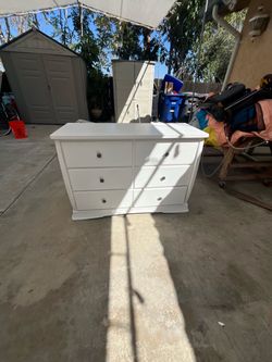 White 6-Drawer Wood Dresser