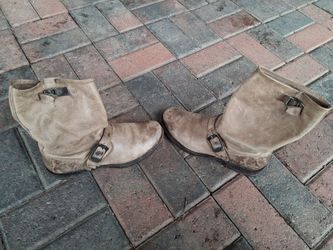 FRYE Boots: Size 8