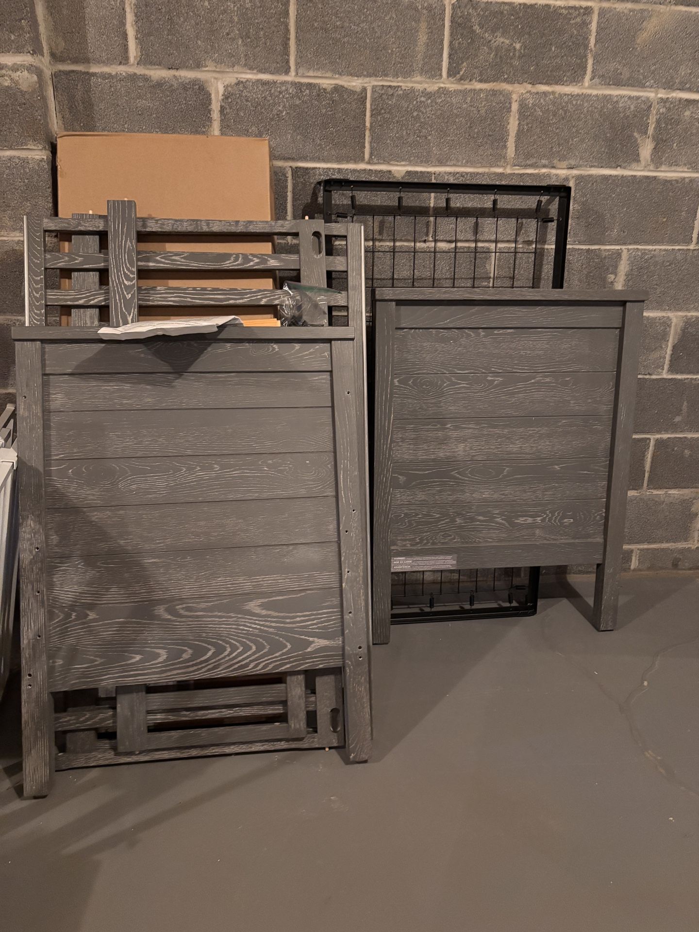 Pottery Barn Convertible crib/toddler Bed