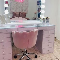 SlayStation® Pro 2.0 Tabletop + Vanity Mirror + 5 Drawer Units Bundle$10 Down Payment And Financing Available