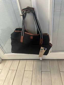 Pet bag carriers