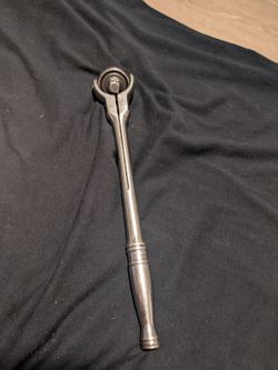 Snap-on FNF100 3/8 DR CYNERGY ROUND SWIVEL HEAD 10 LONG RACHET