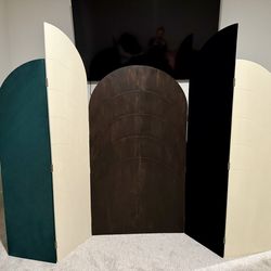 Wood Arched Panel Background Stand