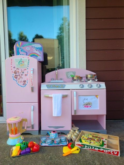 Kitkraft Play Kitchen