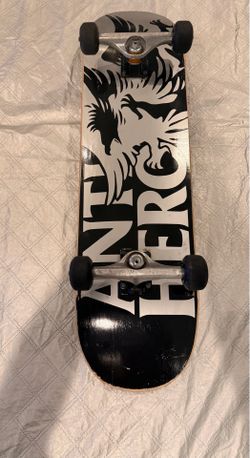 Anti-hero Skateboard and deck lot