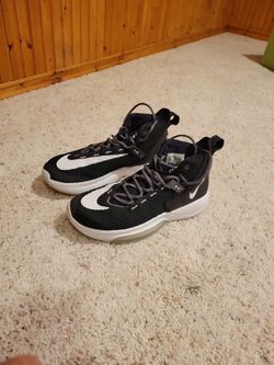 Nike ZM Rize, Basketball Shoes, Size 9.5