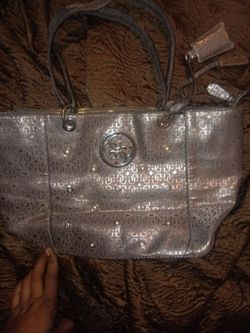 Guess purse